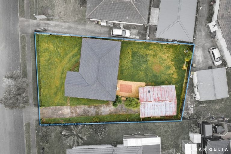 Photo of property in 41 Innismara Avenue, Wattle Downs, Auckland, 2103