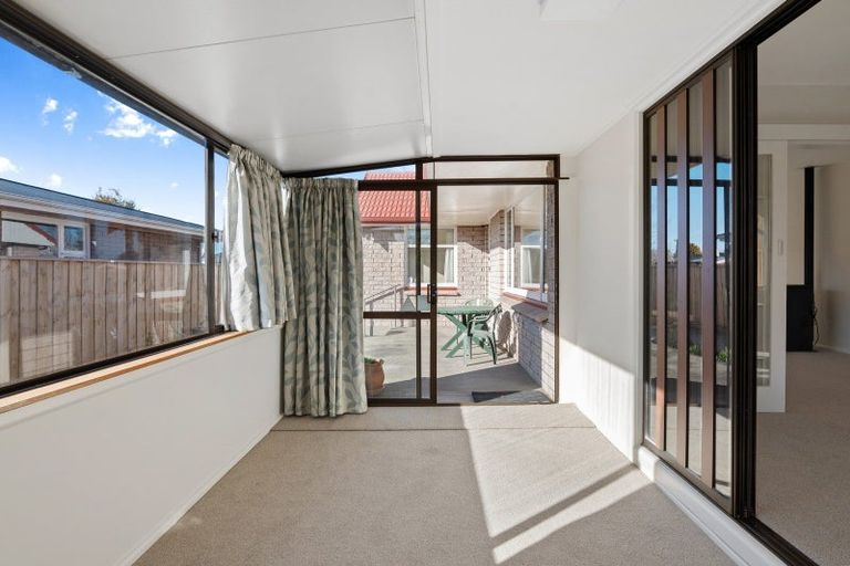 Photo of property in 43 Springbank Street, Bryndwr, Christchurch, 8053