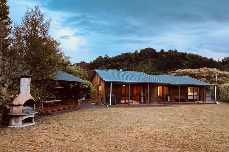 Photo of property in 26 Franklin Street, Marahau, Motueka, 7197