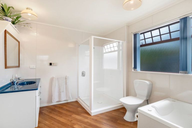 Photo of property in 11 Roxby Street, South Hill, Oamaru, 9400