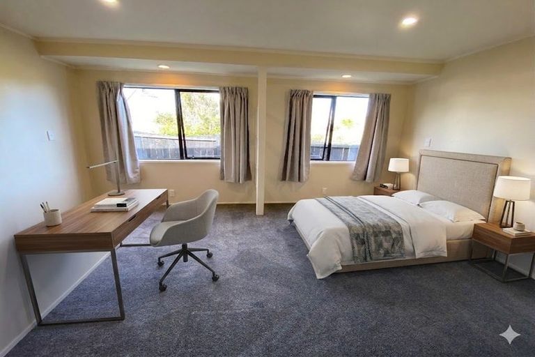 Photo of property in 7 Kadina Place, Botany Downs, Auckland, 2010