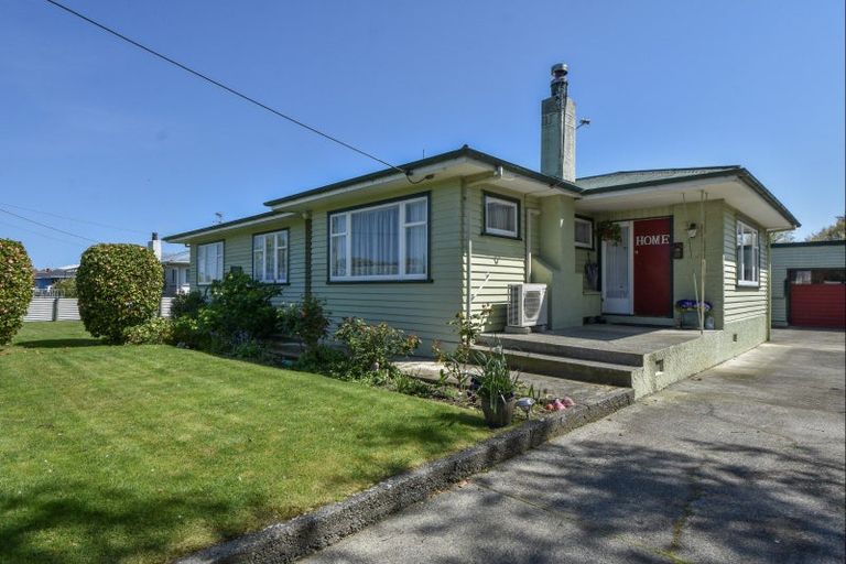 Photo of property in 13 Barrett Place, Carterton, 5713