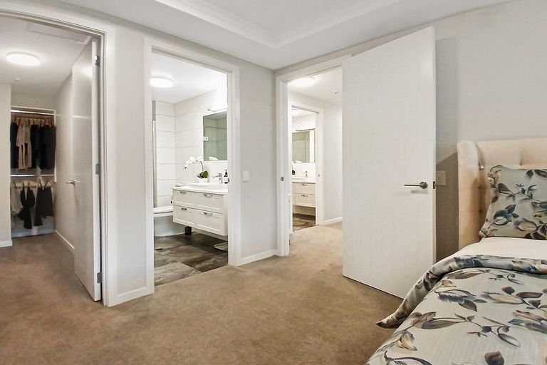 Photo of property in 132 Eaves Bush Parade, Orewa, 0931