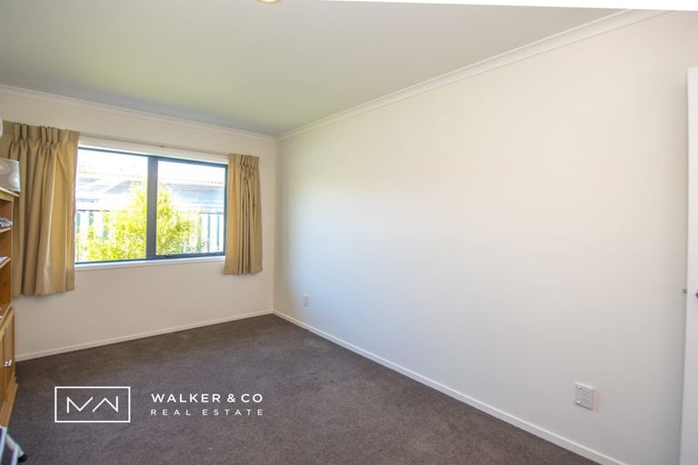 Photo of property in 12a Fraser Crescent, Elderslea, Upper Hutt, 5018