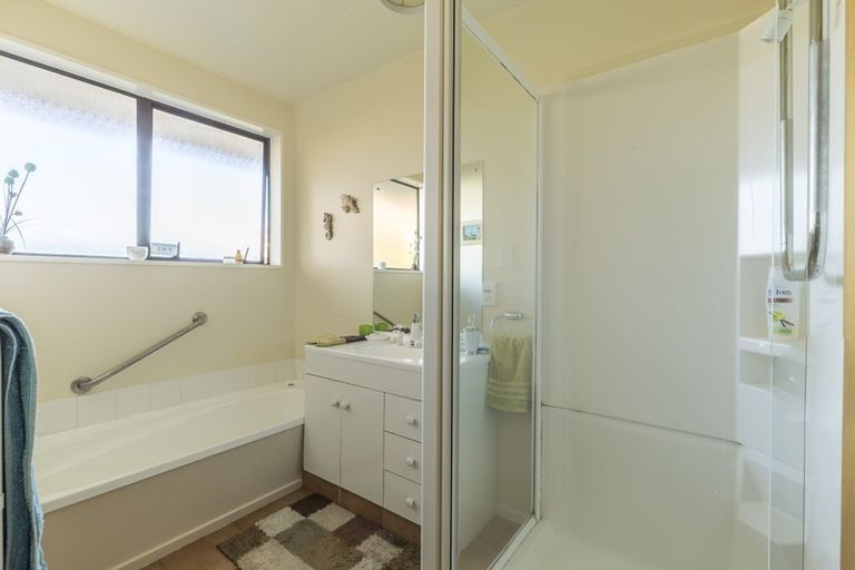 Photo of property in 2/32a Diamond Avenue, Spreydon, Christchurch, 8024