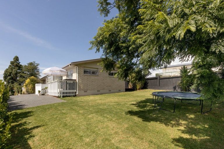 Photo of property in 138b Kingswood Road, Brookfield, Tauranga, 3110