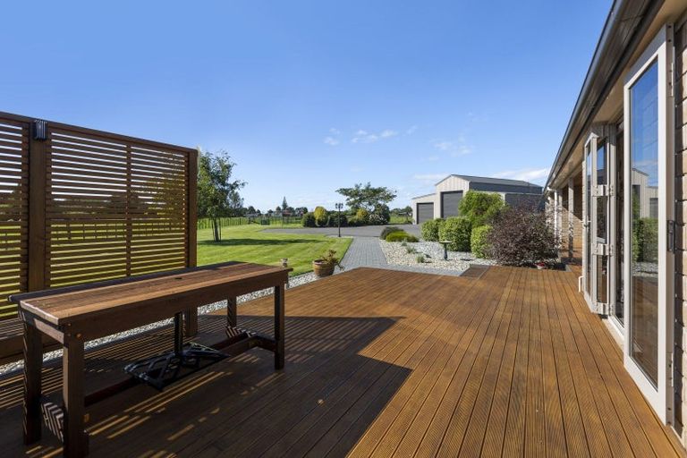 Photo of property in 8 Pitt Road, Hillsborough, New Plymouth, 4372