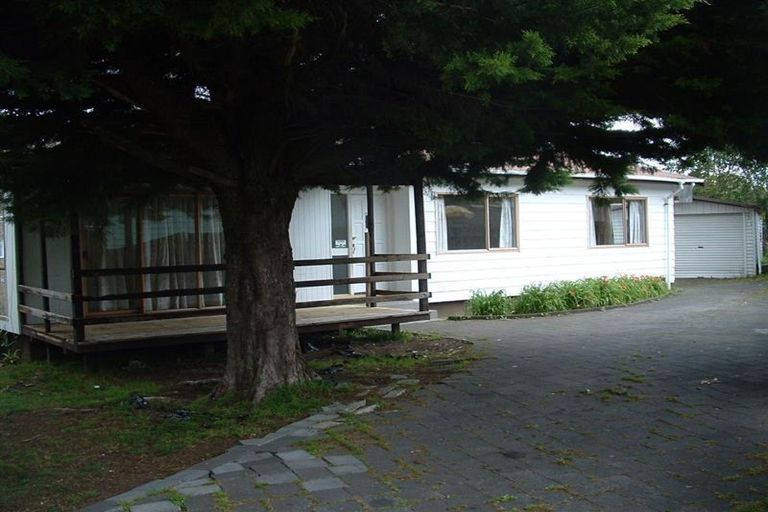 Photo of property in 17 Balloch Street, Randwick Park, Auckland, 2105