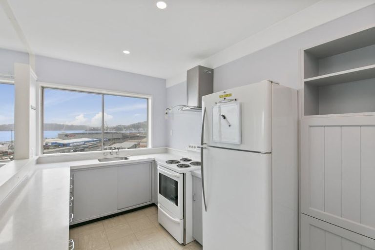 Photo of property in Mansfield Towers, 1 Grant Road, Thorndon, Wellington, 6011
