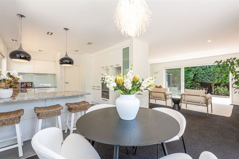 Photo of property in 98 Roberta Drive, Somerfield, Christchurch, 8024