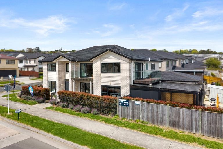 Photo of property in 67 Drumbuoy Drive, Flat Bush, Auckland, 2019