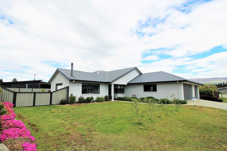 Photo of property in 27 Briar Crescent, Alexandra, 9320
