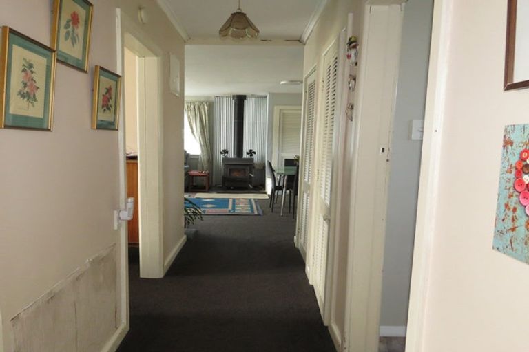Photo of property in 12 Plaskett Street, Reefton, 7830