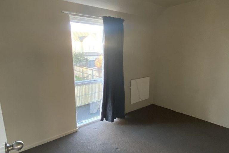 Photo of property in 2/17 Stoneyhurst Street, St Albans, Christchurch, 8014