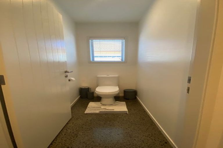 Photo of property in 5 Waiora Place, Pyes Pa, Tauranga, 3112