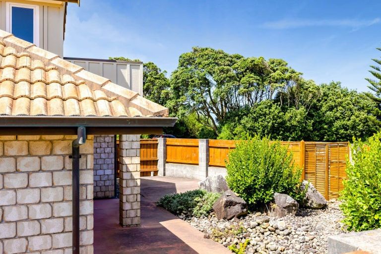 Photo of property in 1 Wilson Road, Opunake, 4616