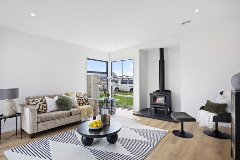 Photo of property in 10 Waterford Farm Road, Halswell, Christchurch, 8025