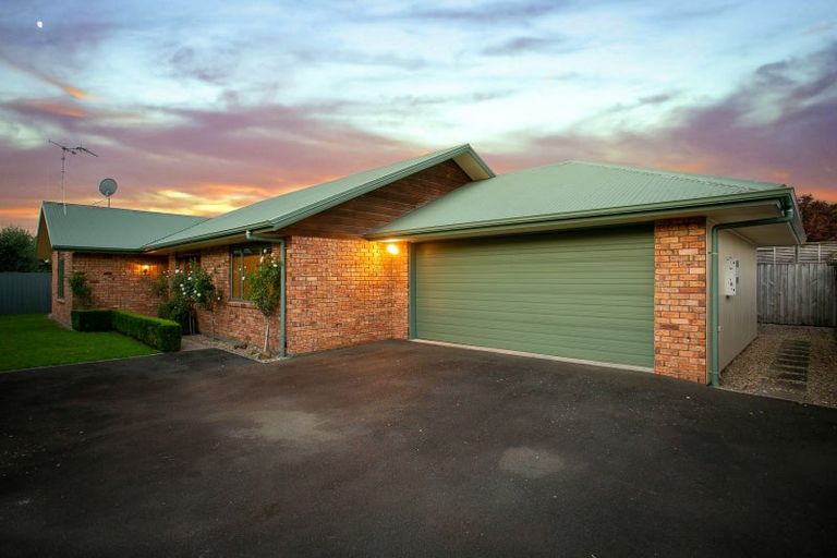 Photo of property in 41a Weld Street, Cambridge, 3434