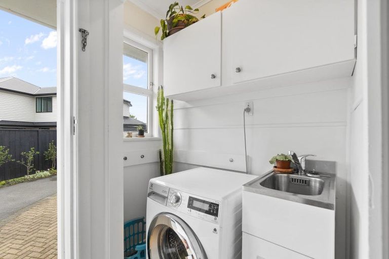 Photo of property in 16 Sheridan Street, Silverdale, Hamilton, 3216