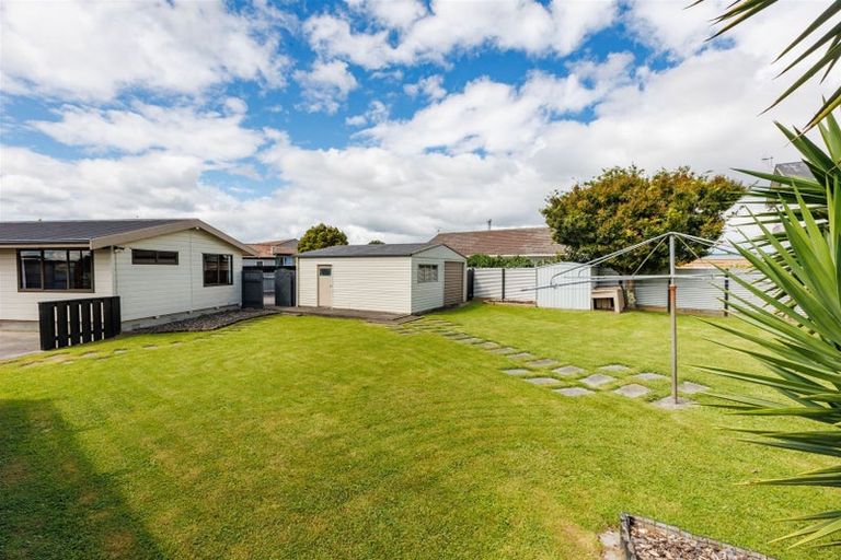 Photo of property in 11 Waltham Court, Cloverlea, Palmerston North, 4412