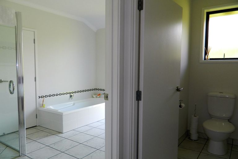 Photo of property in 53a Shepherd Road, Kerikeri, 0230