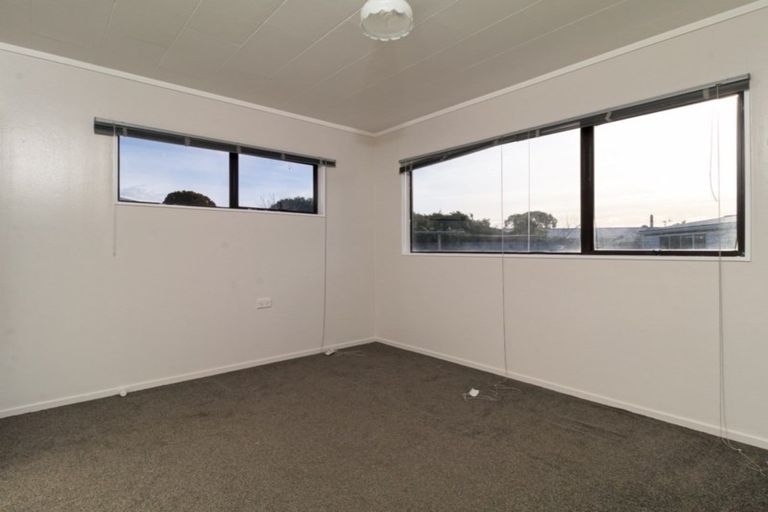 Photo of property in 44 Columbus Crescent, Flaxmere, Hastings, 4120