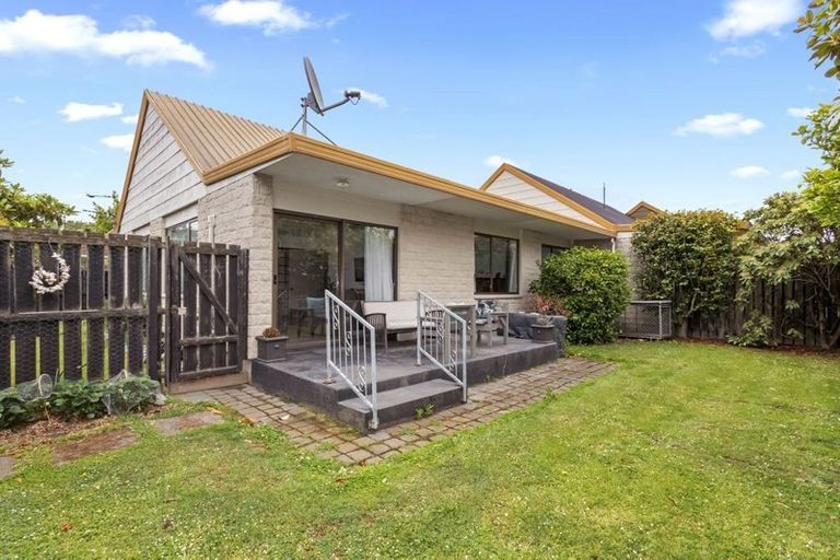 Photo of property in 1/9 Brake Street, Upper Riccarton, Christchurch, 8041