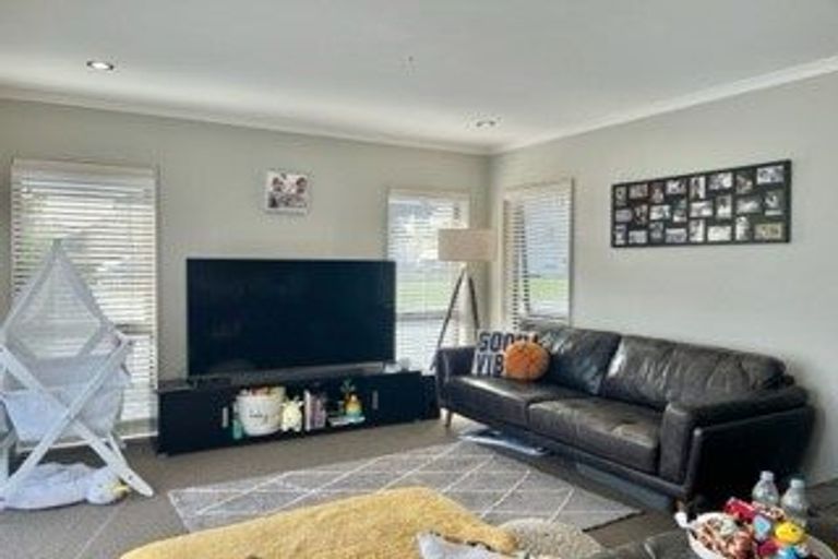 Photo of property in 108 Tapu Road, Huapai, Kumeu, 0810