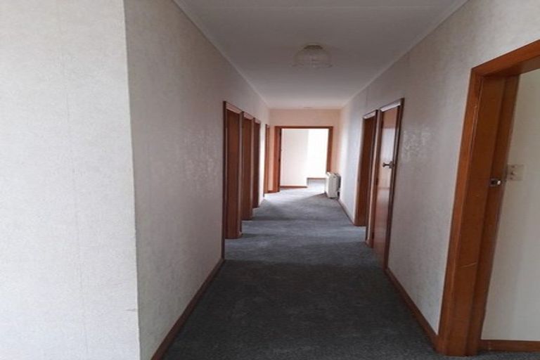 Photo of property in 64 Newcastle Street, Hokowhitu, Palmerston North, 4410