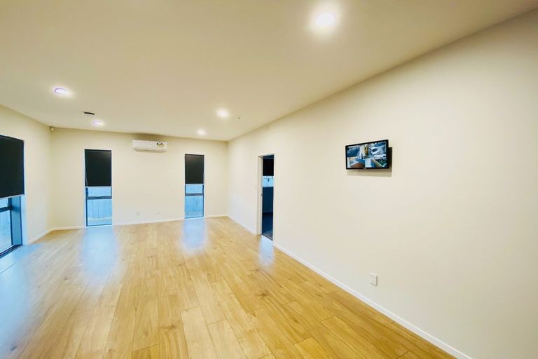 Photo of property in 18b Fernaig Street, Papakura, 2110