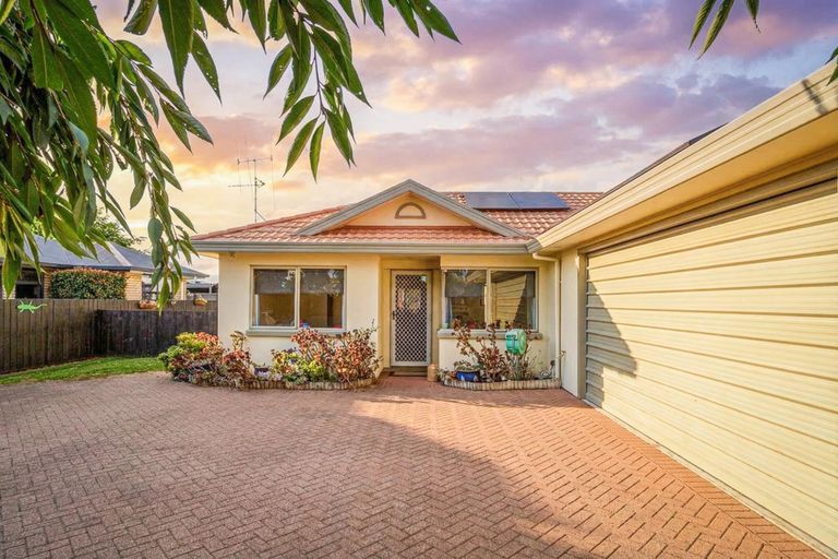 Photo of property in 106 Burns Street, Leamington, Cambridge, 3432