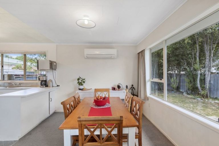 Photo of property in 38b Blue Mountains Road, Silverstream, Upper Hutt, 5019