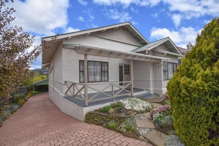 Photo of property in 2 Beta Street, Belleknowes, Dunedin, 9011