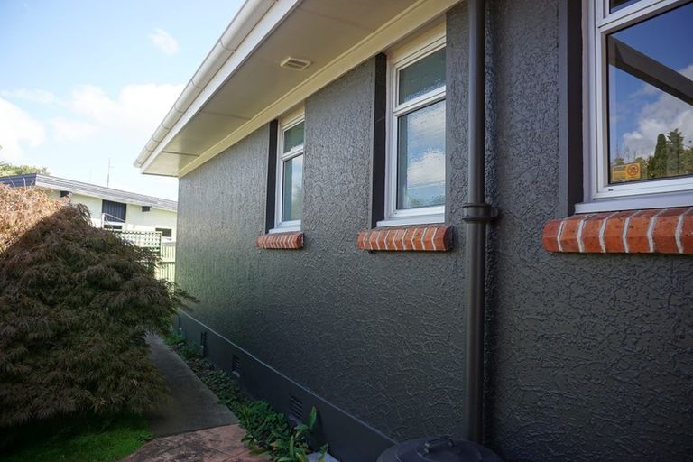 Photo of property in 28 Campbell Street, Havelock North, 4130