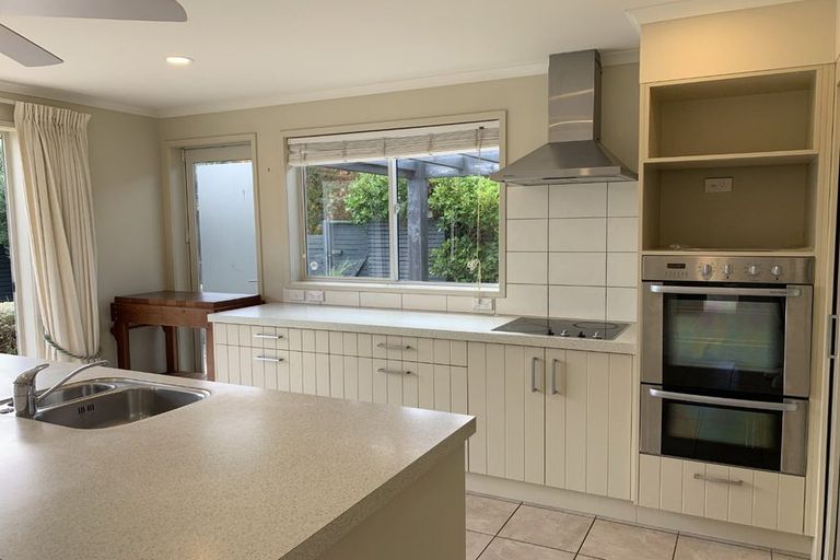 Photo of property in 12 Courtney Lane, Matakana, Warkworth, 0985