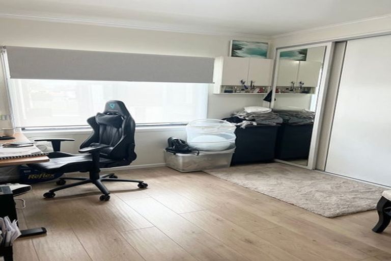 Photo of property in 38 Kenderdine Road, Papatoetoe, Auckland, 2025