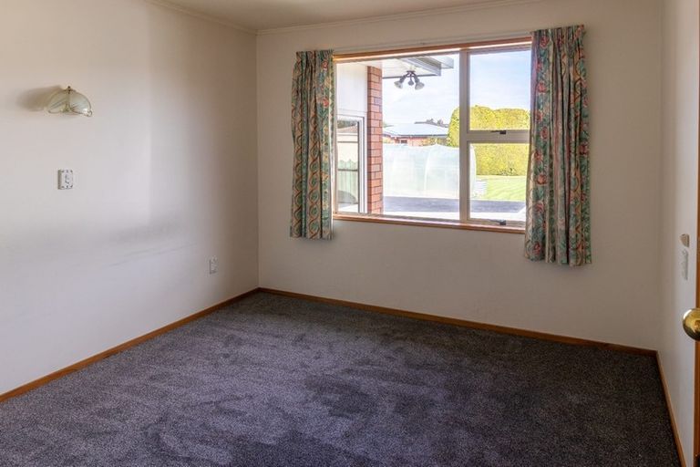 Photo of property in 4 Anne Street, Winton, 9720