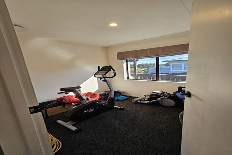 Photo of property in 19b Aorangi Road, Paraparaumu, 5032