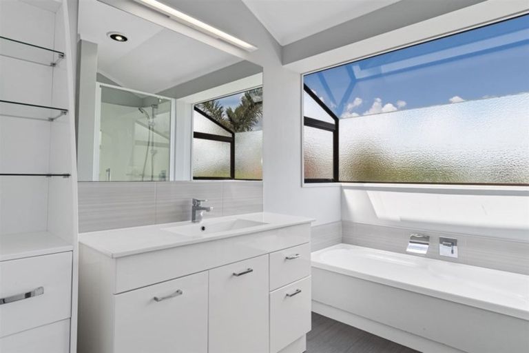 Photo of property in 21 Philomel Crest, Welcome Bay, Tauranga, 3112