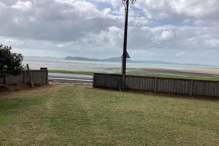 Photo of property in 1469 Clevedon Kawakawa Road, Kawakawa Bay, Papakura, 2585