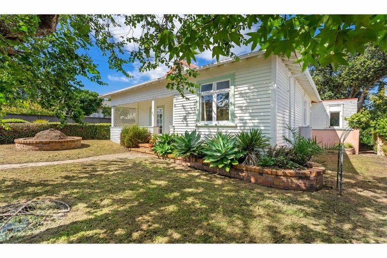Photo of property in 59 Northboro Road, Belmont, Auckland, 0622