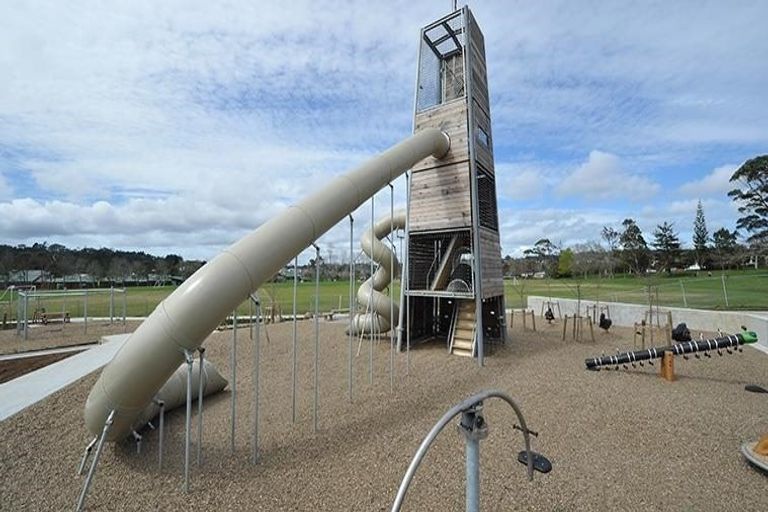 Photo of property in 61 Albionvale Road, Glen Eden, Auckland, 0602