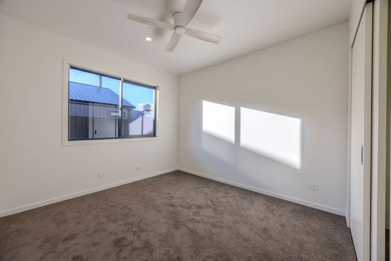 Photo of property in 21 Dunn Street, Lake Hawea, 9382