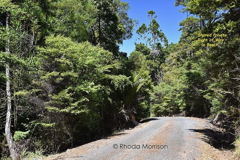 Photo of property in 12 Te Wairoa Lane, Tinopai, 0593