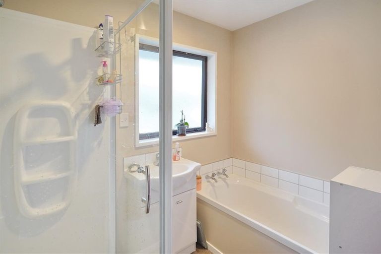 Photo of property in 1/10 Wadeley Road, Ilam, Christchurch, 8041