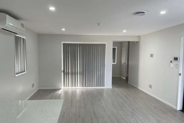 Photo of property in 74c Thompson Terrace, Manurewa, Auckland, 2102