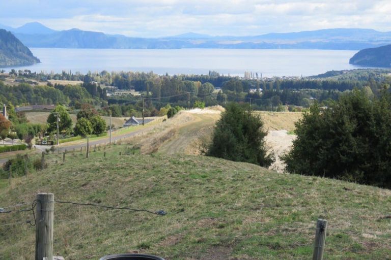 Photo of property in 12 Hepina Heights, Kinloch, Taupo, 3377