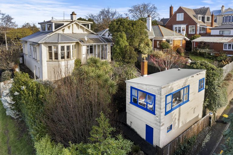 Photo of property in 34 Elm Row, Dunedin Central, Dunedin, 9016