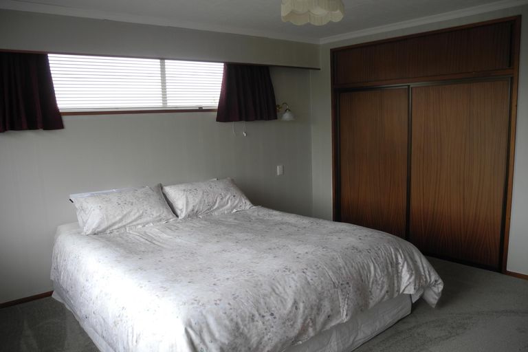 Photo of property in 11 Oxford Street, Waimate, 7924