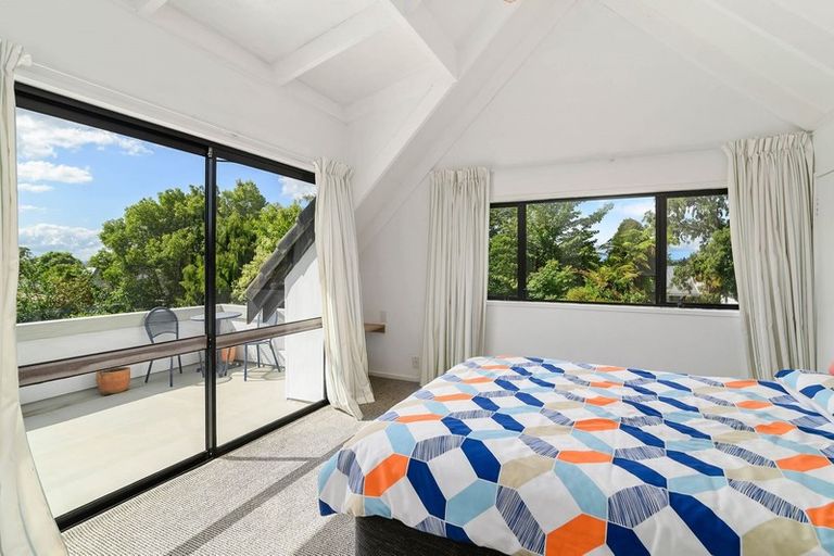 Photo of property in 16 Lewis Road, Lynmore, Rotorua, 3010